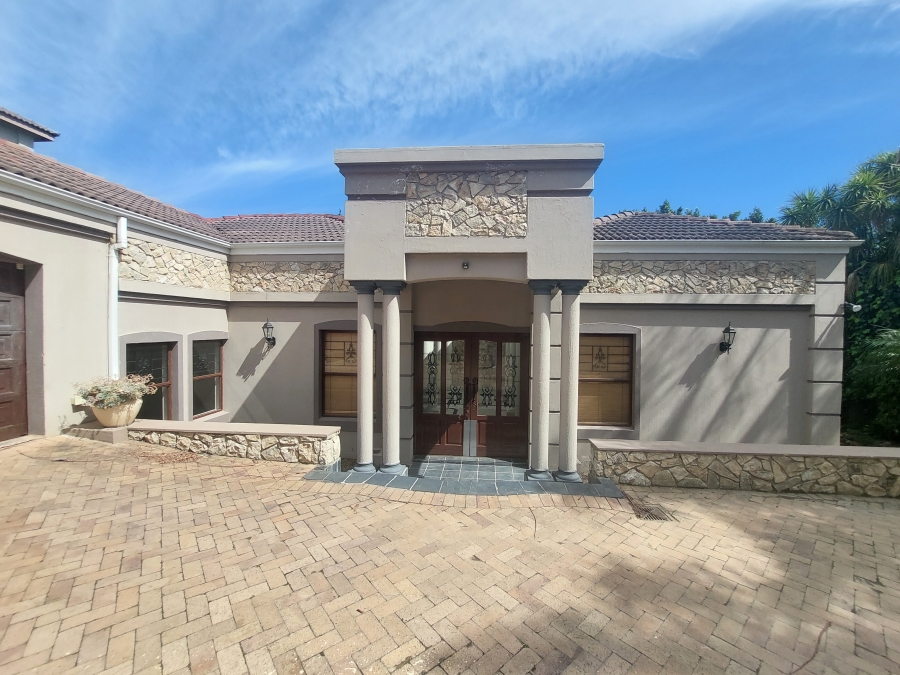 4 Bedroom Property for Sale in Panorama Western Cape